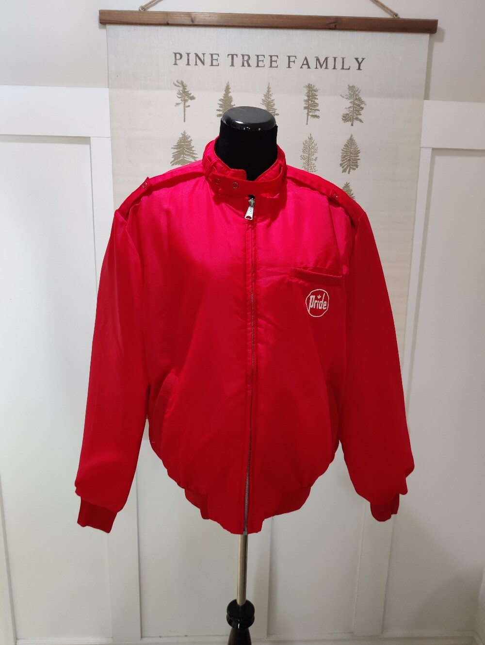 Vintage Avon Sportswear Red Pride Harrington Bomber Jacket Mens Large Canadian